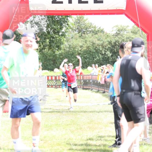 21.06.2026 - 29. Vierlanden-Triathlon Andreas Tolksdorf http://msf.ph/oto/9892950 21.06.2026 13:53:17 Ziel 861, 1036, 1052, 861, 1036, 1052 meine-sportfotos.de