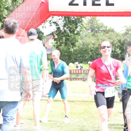 21.06.2026 - 29. Vierlanden-Triathlon Andreas Tolksdorf http://msf.ph/oto/9892954 21.06.2026 13:53:22 Ziel 861, 1036, 1052, 861, 1036, 1052 meine-sportfotos.de
