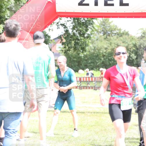 21.06.2026 - 29. Vierlanden-Triathlon Andreas Tolksdorf http://msf.ph/oto/9892955 21.06.2026 13:53:22 Ziel 861, 1036, 1052, 861, 1036, 1052 meine-sportfotos.de