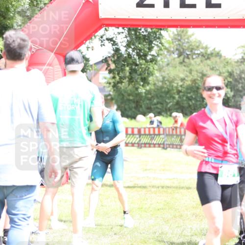 21.06.2026 - 29. Vierlanden-Triathlon Andreas Tolksdorf http://msf.ph/oto/9892958 21.06.2026 13:53:22 Ziel 861, 1036, 1052, 861, 1036, 1052 meine-sportfotos.de