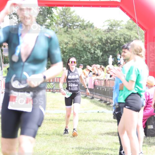 21.06.2026 - 29. Vierlanden-Triathlon Andreas Tolksdorf http://msf.ph/oto/9892978 21.06.2026 13:54:15 Ziel 871, 1048, 871, 1048 meine-sportfotos.de
