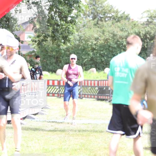 21.06.2026 - 29. Vierlanden-Triathlon Andreas Tolksdorf http://msf.ph/oto/9893023 21.06.2026 13:54:43 Ziel 1042, 1067, 1085, 1042, 1067, 1085 meine-sportfotos.de