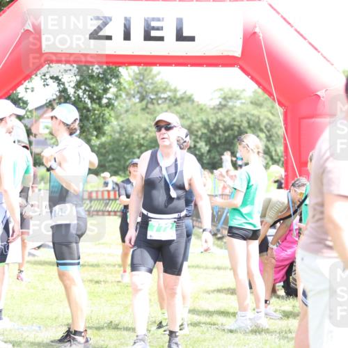 21.06.2026 - 29. Vierlanden-Triathlon Andreas Tolksdorf http://msf.ph/oto/9893062 21.06.2026 13:55:47 Ziel 865, 880, 1026, 865, 880, 1026 meine-sportfotos.de