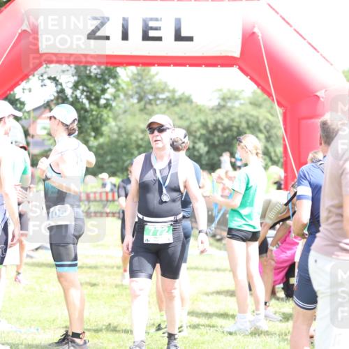 21.06.2026 - 29. Vierlanden-Triathlon Andreas Tolksdorf http://msf.ph/oto/9893063 21.06.2026 13:55:47 Ziel 865, 880, 1026, 865, 880, 1026 meine-sportfotos.de