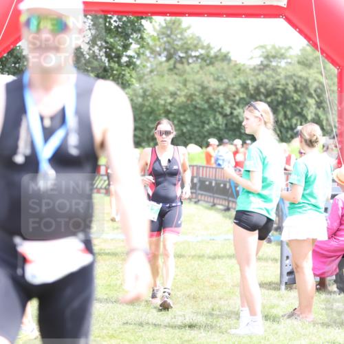 21.06.2026 - 29. Vierlanden-Triathlon Andreas Tolksdorf http://msf.ph/oto/9893090 21.06.2026 13:59:26 Ziel 260, 847, 890, 1058, 260, 847, 890, 1058 meine-sportfotos.de