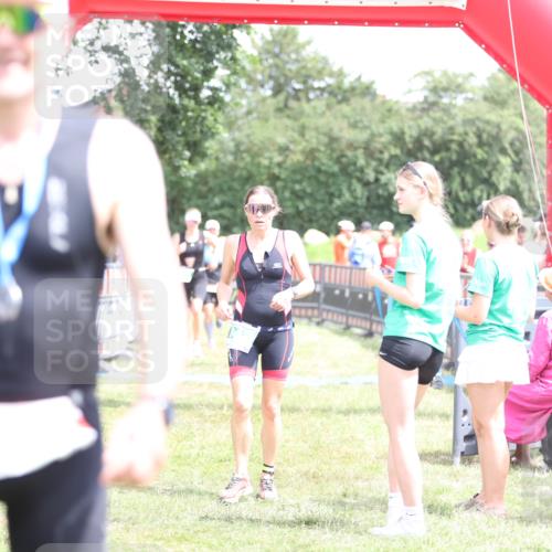 21.06.2026 - 29. Vierlanden-Triathlon Andreas Tolksdorf http://msf.ph/oto/9893096 21.06.2026 13:59:26 Ziel 260, 847, 890, 1058, 260, 847, 890, 1058 meine-sportfotos.de