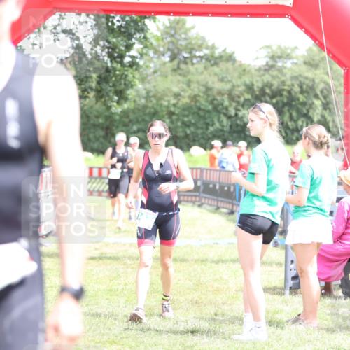 21.06.2026 - 29. Vierlanden-Triathlon Andreas Tolksdorf http://msf.ph/oto/9893099 21.06.2026 13:59:26 Ziel 260, 847, 890, 1058, 260, 847, 890, 1058 meine-sportfotos.de