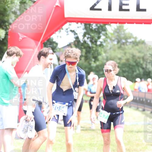 21.06.2026 - 29. Vierlanden-Triathlon Andreas Tolksdorf http://msf.ph/oto/9893106 21.06.2026 13:59:29 Ziel 260, 266, 638, 890, 260, 266, 638, 890 meine-sportfotos.de