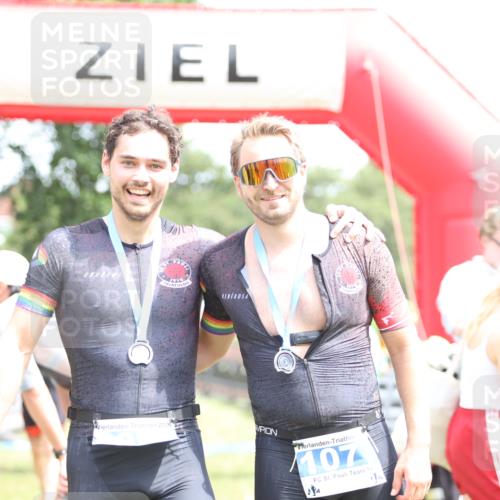 21.06.2026 - 29. Vierlanden-Triathlon Andreas Tolksdorf http://msf.ph/oto/9893221 21.06.2026 14:02:24 Ziel 1090, 1090 meine-sportfotos.de