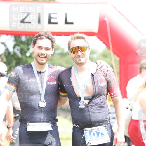 21.06.2026 - 29. Vierlanden-Triathlon Andreas Tolksdorf http://msf.ph/oto/9893227 21.06.2026 14:02:24 Ziel 1090, 1090 meine-sportfotos.de