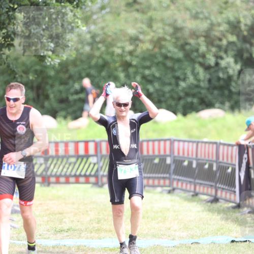 21.06.2026 - 29. Vierlanden-Triathlon Andreas Tolksdorf http://msf.ph/oto/9893250 21.06.2026 14:03:43 Ziel 793, 860, 1076, 793, 860, 1076 meine-sportfotos.de