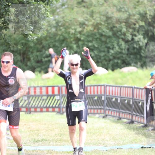21.06.2026 - 29. Vierlanden-Triathlon Andreas Tolksdorf http://msf.ph/oto/9893251 21.06.2026 14:03:43 Ziel 793, 860, 1076, 793, 860, 1076 meine-sportfotos.de