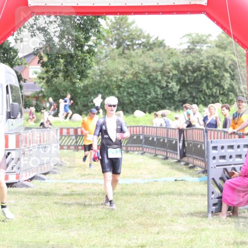 21.06.2026 - 29. Vierlanden-Triathlon Andreas Tolksdorf http://msf.ph/oto/9893265 21.06.2026 14:03:45 Ziel 793, 860, 1076, 793, 860, 1076 meine-sportfotos.de