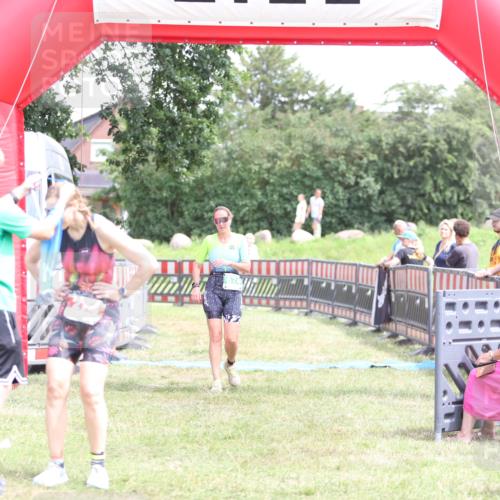 21.06.2026 - 29. Vierlanden-Triathlon Andreas Tolksdorf http://msf.ph/oto/9893318 21.06.2026 14:04:16 Ziel 274, 874, 274, 874 meine-sportfotos.de