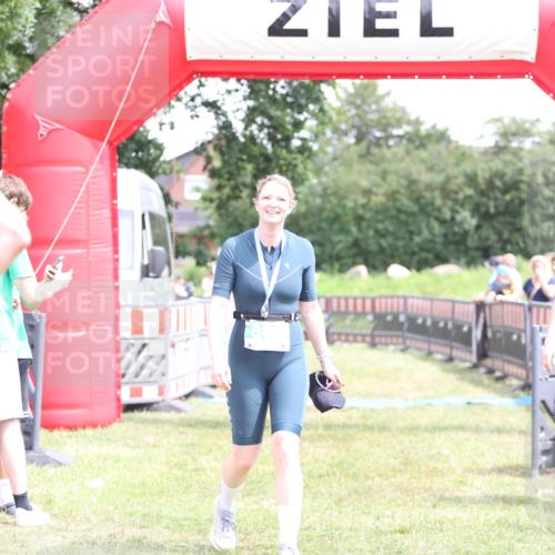 21.06.2026 - 29. Vierlanden-Triathlon Andreas Tolksdorf http://msf.ph/oto/9893399 21.06.2026 14:05:52 Ziel  meine-sportfotos.de