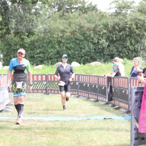 21.06.2026 - 29. Vierlanden-Triathlon Andreas Tolksdorf http://msf.ph/oto/9893429 21.06.2026 14:06:53 Ziel 71, 180, 1057, 71, 180, 1057 meine-sportfotos.de