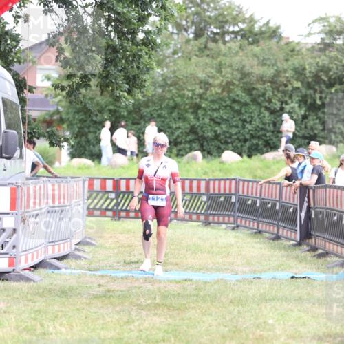 21.06.2026 - 29. Vierlanden-Triathlon Andreas Tolksdorf http://msf.ph/oto/9893519 21.06.2026 14:11:53 Ziel 1116, 1121, 1116, 1121 meine-sportfotos.de