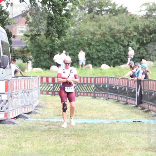 21.06.2026 - 29. Vierlanden-Triathlon Andreas Tolksdorf http://msf.ph/oto/9893520 21.06.2026 14:11:54 Ziel 1116, 1121, 1116, 1121 meine-sportfotos.de