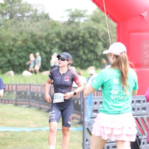 21.06.2026 - 29. Vierlanden-Triathlon Andreas Tolksdorf http://msf.ph/oto/9893554 21.06.2026 14:12:22 Ziel  meine-sportfotos.de