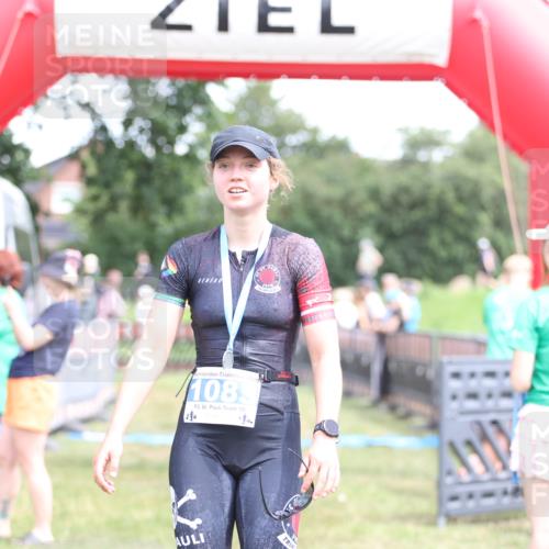 21.06.2026 - 29. Vierlanden-Triathlon Andreas Tolksdorf http://msf.ph/oto/9893567 21.06.2026 14:12:37 Ziel 1127, 1127 meine-sportfotos.de
