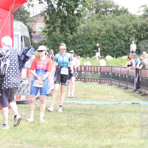 21.06.2026 - 29. Vierlanden-Triathlon Andreas Tolksdorf http://msf.ph/oto/9893574 21.06.2026 14:12:53 Ziel 233, 1134, 1146, 233, 1134, 1146 meine-sportfotos.de