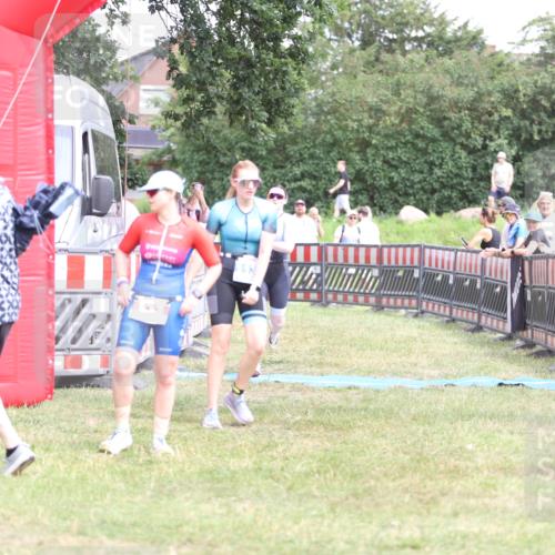21.06.2026 - 29. Vierlanden-Triathlon Andreas Tolksdorf http://msf.ph/oto/9893581 21.06.2026 14:12:53 Ziel 233, 1134, 1146, 233, 1134, 1146 meine-sportfotos.de