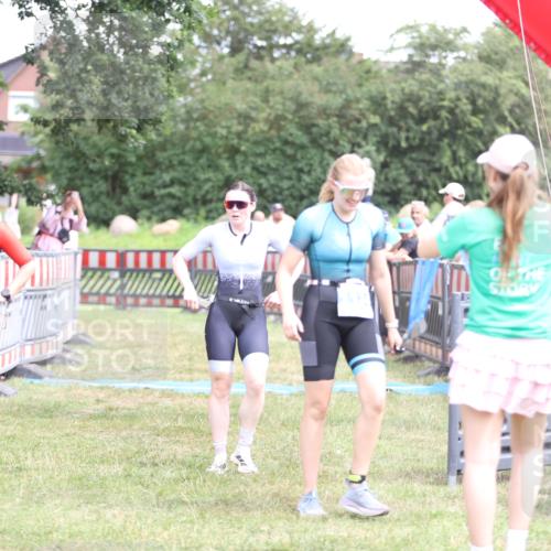 21.06.2026 - 29. Vierlanden-Triathlon Andreas Tolksdorf http://msf.ph/oto/9893588 21.06.2026 14:12:57 Ziel 1134, 1146, 1134, 1146 meine-sportfotos.de