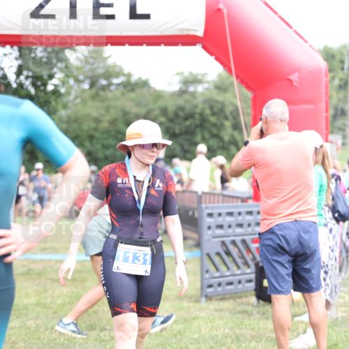 21.06.2026 - 29. Vierlanden-Triathlon Andreas Tolksdorf http://msf.ph/oto/9893602 21.06.2026 14:13:27 Ziel 771, 829, 1128, 771, 829, 1128 meine-sportfotos.de