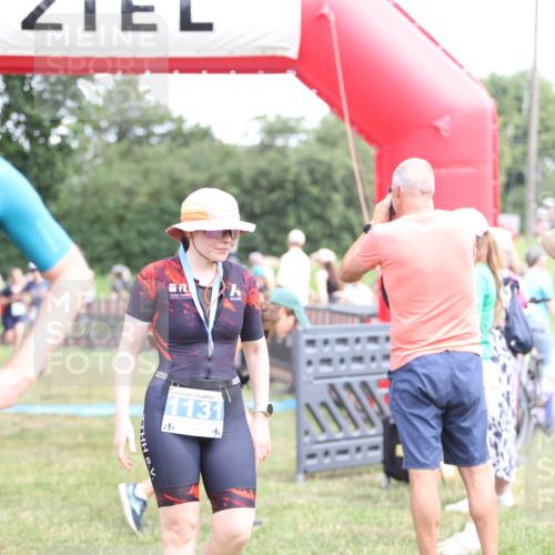 21.06.2026 - 29. Vierlanden-Triathlon Andreas Tolksdorf http://msf.ph/oto/9893605 21.06.2026 14:13:27 Ziel 771, 829, 1128, 771, 829, 1128 meine-sportfotos.de