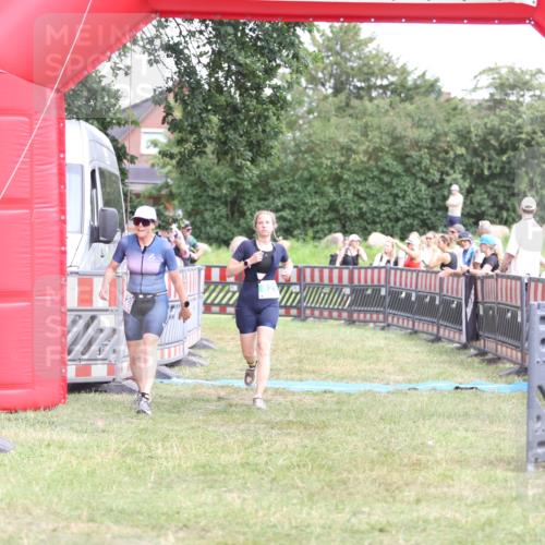 21.06.2026 - 29. Vierlanden-Triathlon Andreas Tolksdorf http://msf.ph/oto/9893622 21.06.2026 14:13:32 Ziel 771, 829, 1128, 771, 829, 1128 meine-sportfotos.de