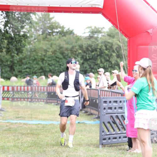21.06.2026 - 29. Vierlanden-Triathlon Andreas Tolksdorf http://msf.ph/oto/9893636 21.06.2026 14:13:57 Ziel 74, 1112, 1139, 74, 1112, 1139 meine-sportfotos.de