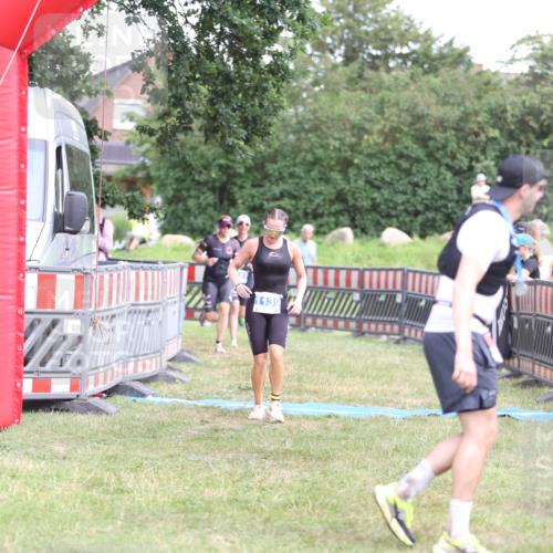 21.06.2026 - 29. Vierlanden-Triathlon Andreas Tolksdorf http://msf.ph/oto/9893638 21.06.2026 14:14:05 Ziel 1112, 1114, 1139, 1161, 1112, 1114, 1139, 1161 meine-sportfotos.de