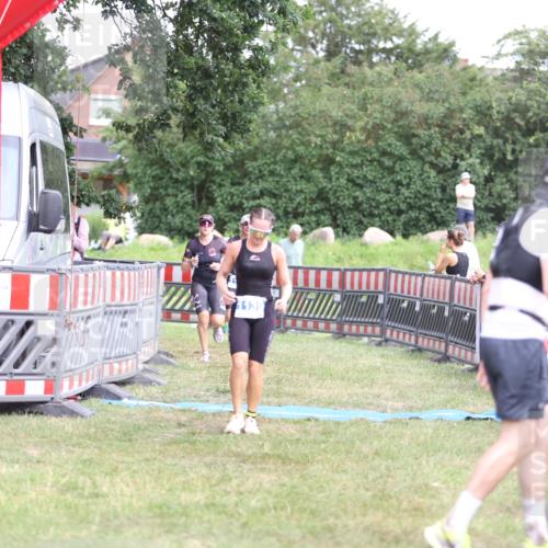 21.06.2026 - 29. Vierlanden-Triathlon Andreas Tolksdorf http://msf.ph/oto/9893642 21.06.2026 14:14:05 Ziel 1112, 1114, 1139, 1161, 1112, 1114, 1139, 1161 meine-sportfotos.de