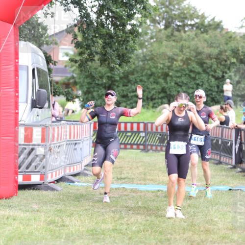 21.06.2026 - 29. Vierlanden-Triathlon Andreas Tolksdorf http://msf.ph/oto/9893652 21.06.2026 14:14:09 Ziel 1112, 1114, 1139, 1157, 1161, 1112, 1114, 1139, 1157, 1161 meine-sportfotos.de