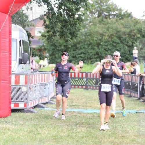 21.06.2026 - 29. Vierlanden-Triathlon Andreas Tolksdorf http://msf.ph/oto/9893653 21.06.2026 14:14:09 Ziel 1112, 1114, 1139, 1157, 1161, 1112, 1114, 1139, 1157, 1161 meine-sportfotos.de