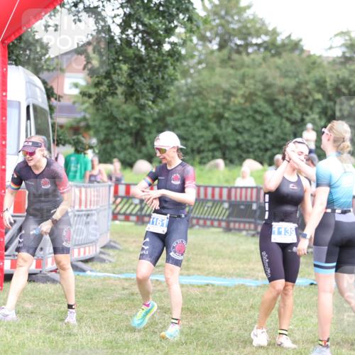 21.06.2026 - 29. Vierlanden-Triathlon Andreas Tolksdorf http://msf.ph/oto/9893656 21.06.2026 14:14:11 Ziel 1112, 1114, 1157, 1161, 1112, 1114, 1157, 1161 meine-sportfotos.de