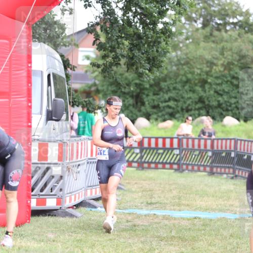 21.06.2026 - 29. Vierlanden-Triathlon Andreas Tolksdorf http://msf.ph/oto/9893668 21.06.2026 14:14:16 Ziel 1114, 1157, 1114, 1157 meine-sportfotos.de
