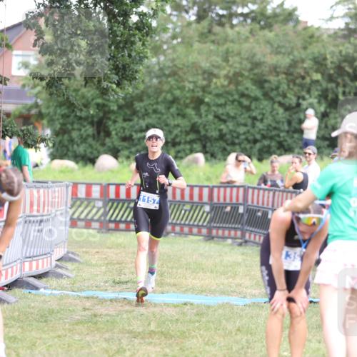 21.06.2026 - 29. Vierlanden-Triathlon Andreas Tolksdorf http://msf.ph/oto/9893669 21.06.2026 14:14:19 Ziel 1114, 1157, 1114, 1157 meine-sportfotos.de