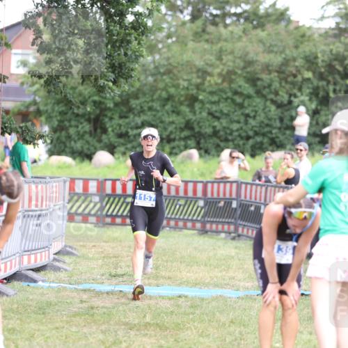 21.06.2026 - 29. Vierlanden-Triathlon Andreas Tolksdorf http://msf.ph/oto/9893670 21.06.2026 14:14:19 Ziel 1114, 1157, 1114, 1157 meine-sportfotos.de