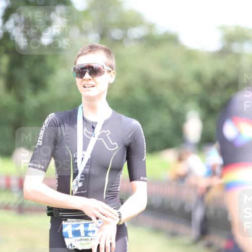 21.06.2026 - 29. Vierlanden-Triathlon Andreas Tolksdorf http://msf.ph/oto/9893695 21.06.2026 14:15:34 Ziel 158, 158 meine-sportfotos.de