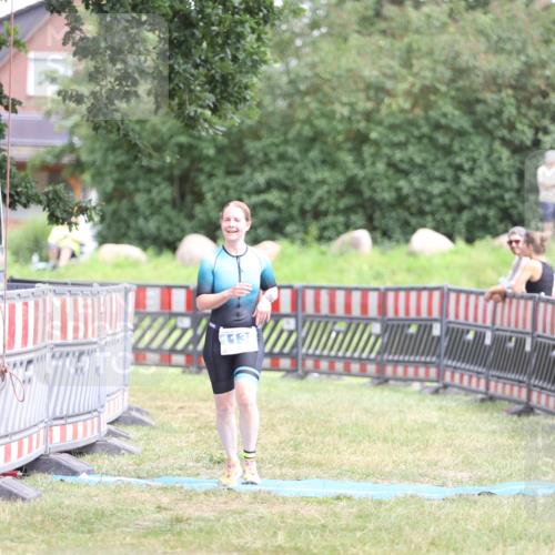 21.06.2026 - 29. Vierlanden-Triathlon Andreas Tolksdorf http://msf.ph/oto/9893703 21.06.2026 14:16:07 Ziel 232, 1138, 232, 1138 meine-sportfotos.de