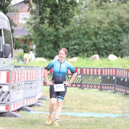 21.06.2026 - 29. Vierlanden-Triathlon Andreas Tolksdorf http://msf.ph/oto/9893716 21.06.2026 14:16:09 Ziel 232, 1138, 232, 1138 meine-sportfotos.de