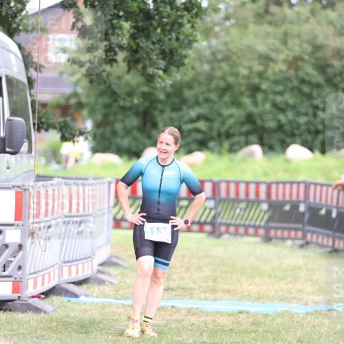 21.06.2026 - 29. Vierlanden-Triathlon Andreas Tolksdorf http://msf.ph/oto/9893717 21.06.2026 14:16:09 Ziel 232, 1138, 232, 1138 meine-sportfotos.de
