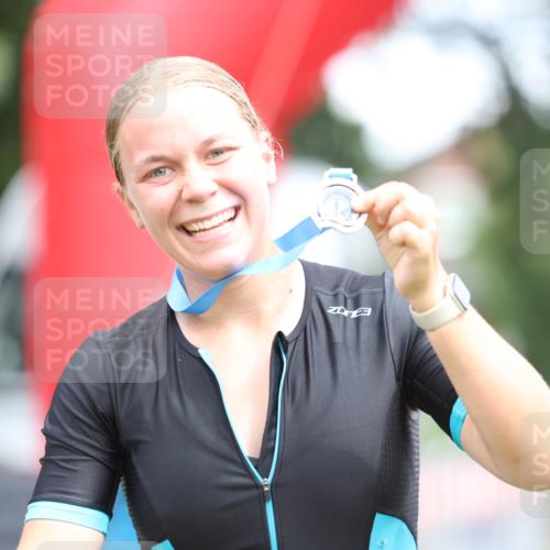 21.06.2026 - 29. Vierlanden-Triathlon Andreas Tolksdorf http://msf.ph/oto/9893737 21.06.2026 14:16:25 Ziel 1147, 1147 meine-sportfotos.de