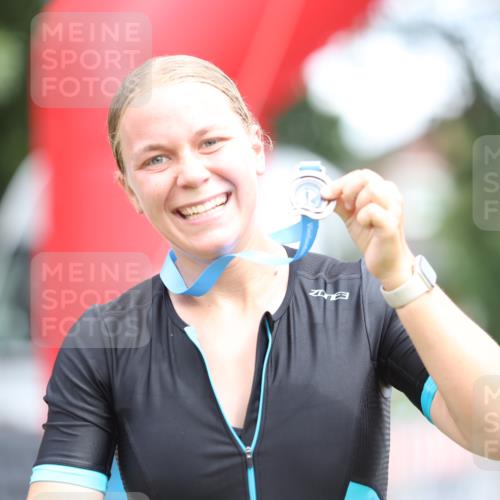 21.06.2026 - 29. Vierlanden-Triathlon Andreas Tolksdorf http://msf.ph/oto/9893738 21.06.2026 14:16:25 Ziel 1147, 1147 meine-sportfotos.de
