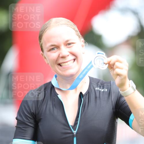 21.06.2026 - 29. Vierlanden-Triathlon Andreas Tolksdorf http://msf.ph/oto/9893739 21.06.2026 14:16:25 Ziel 1147, 1147 meine-sportfotos.de