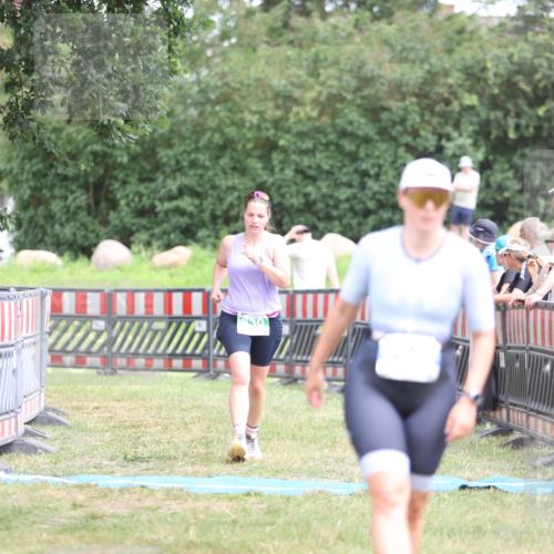 21.06.2026 - 29. Vierlanden-Triathlon Andreas Tolksdorf http://msf.ph/oto/9893748 21.06.2026 14:16:36 Ziel 830, 1144, 830, 1144 meine-sportfotos.de