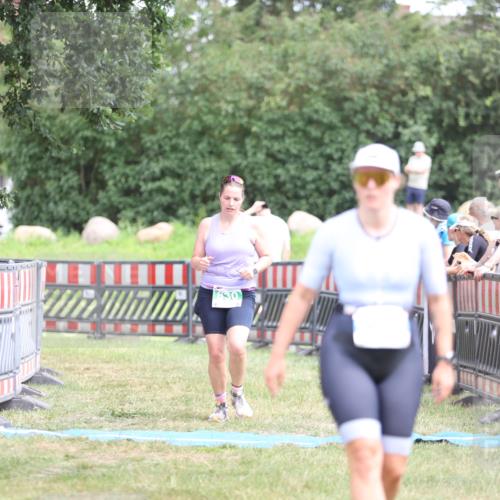 21.06.2026 - 29. Vierlanden-Triathlon Andreas Tolksdorf http://msf.ph/oto/9893753 21.06.2026 14:16:36 Ziel 830, 1144, 830, 1144 meine-sportfotos.de