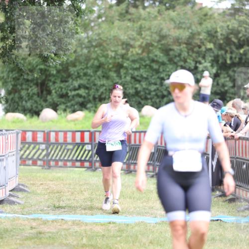 21.06.2026 - 29. Vierlanden-Triathlon Andreas Tolksdorf http://msf.ph/oto/9893756 21.06.2026 14:16:36 Ziel 830, 1144, 830, 1144 meine-sportfotos.de
