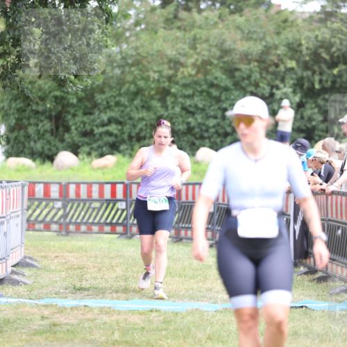 21.06.2026 - 29. Vierlanden-Triathlon Andreas Tolksdorf http://msf.ph/oto/9893757 21.06.2026 14:16:36 Ziel 830, 1144, 830, 1144 meine-sportfotos.de